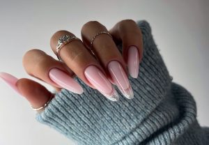 Unhas de Gel, Fibra de Vidro, Acrigel ou Porcelana? Qual a Diferença e qual dura mais?