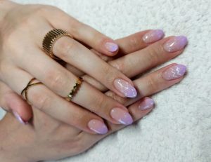 Qual seu signo? Veja ideias para unhas com temas do zodíaco