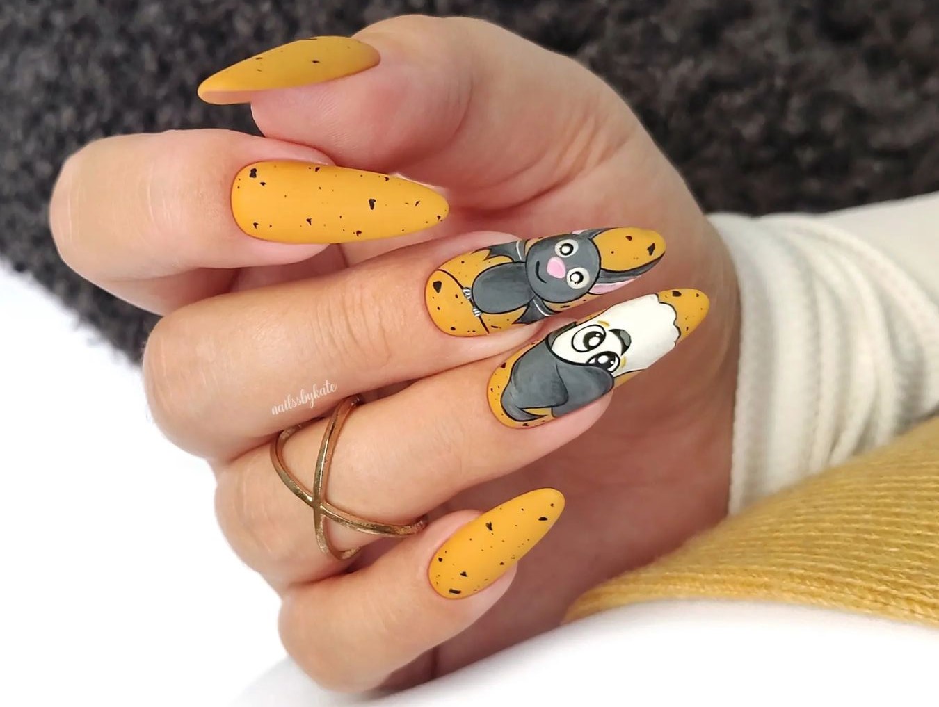 Unhas de Halloween 