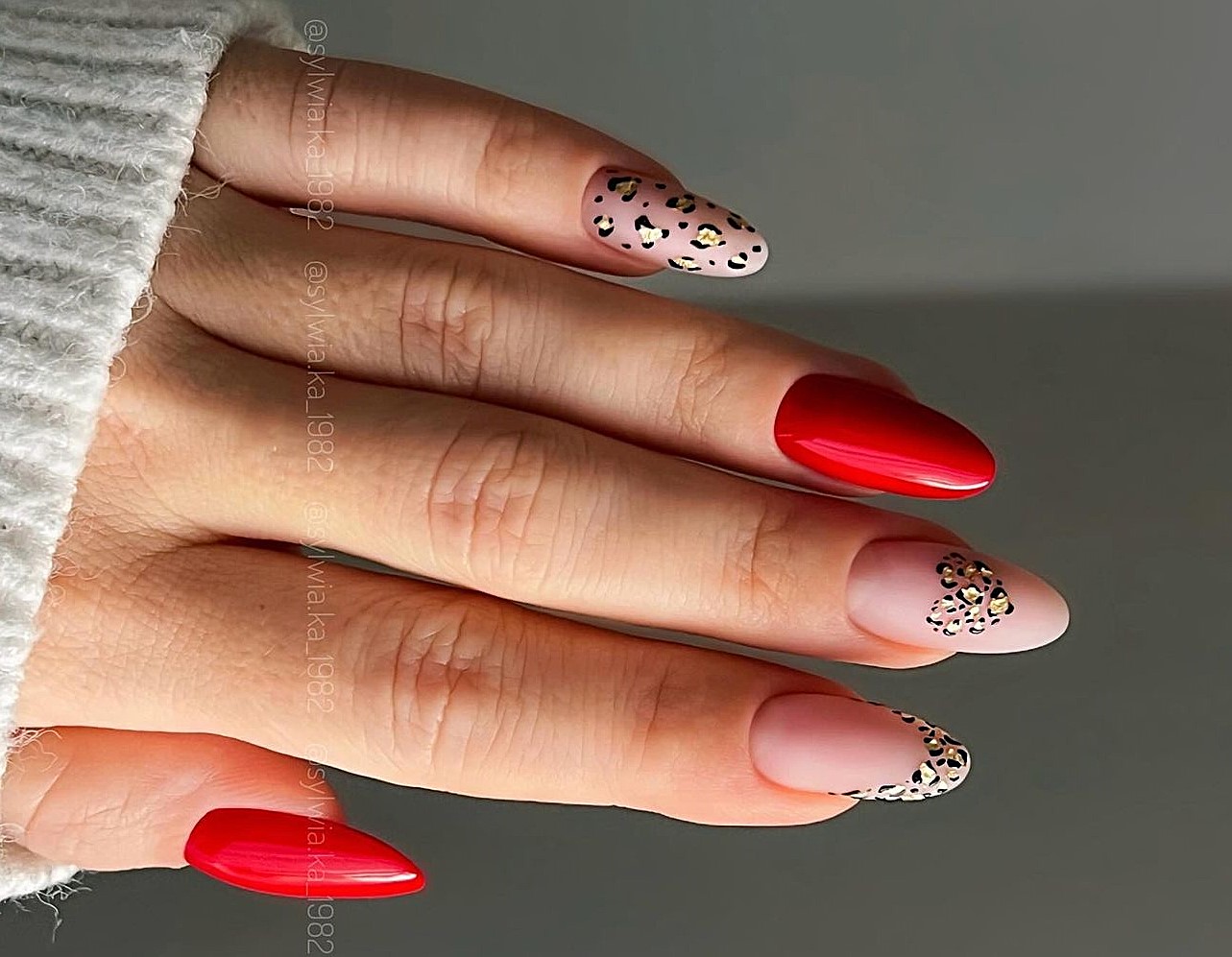 Unhas decoradas com animal print 