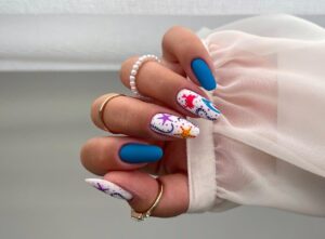 Ideias para unhas decoradas com tema fundo do mar