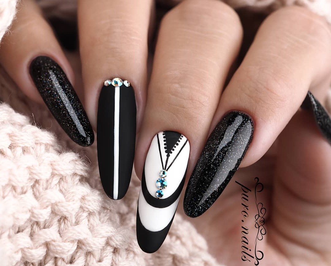 Unhas Decoradas preto e branco