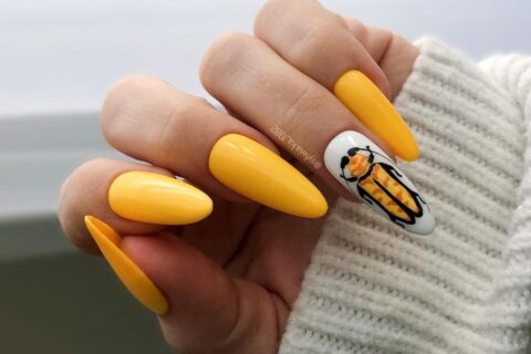 Unhas com decorações inusitadas: Se inspire em nail arts incomuns