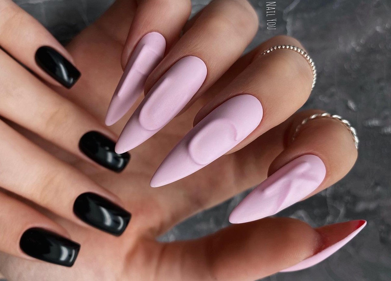 Unhas com decorações inusitadas