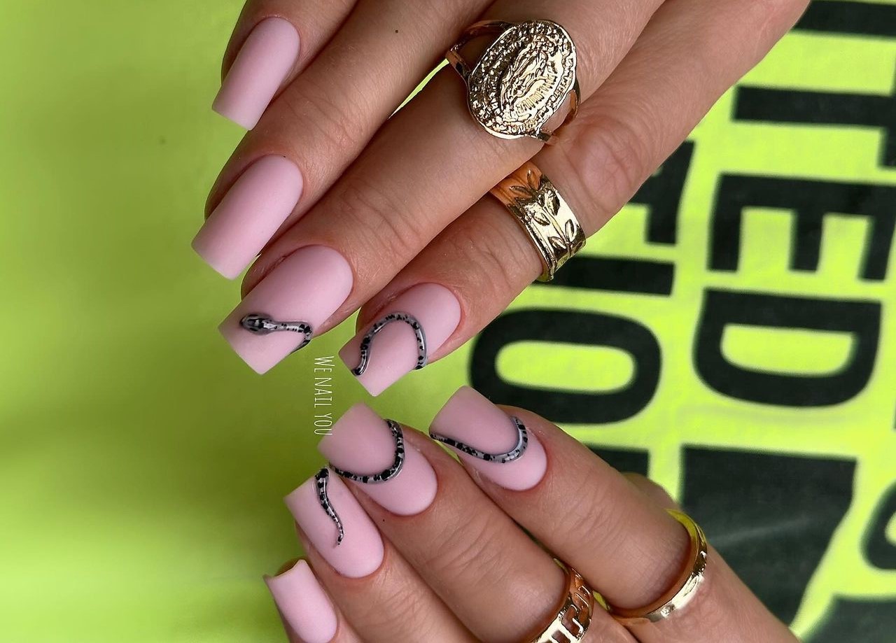 Unhas com decorações inusitadas 