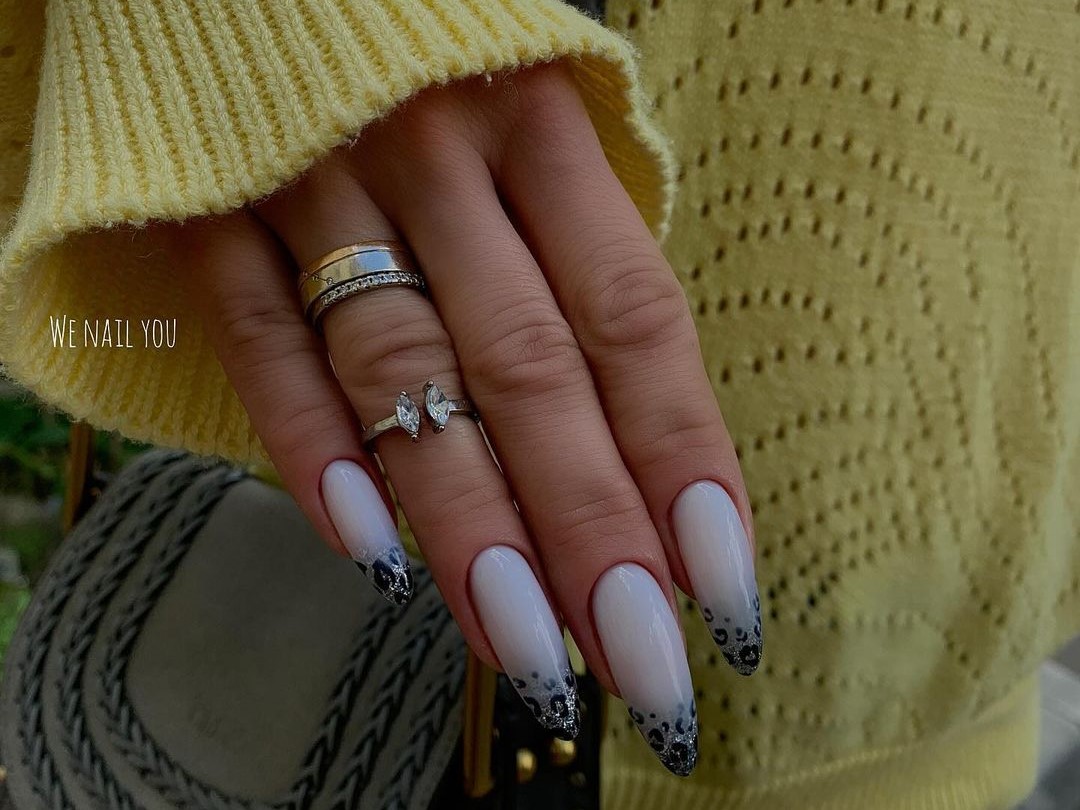 Unhas decoradas modernizando clássicos da nail art 