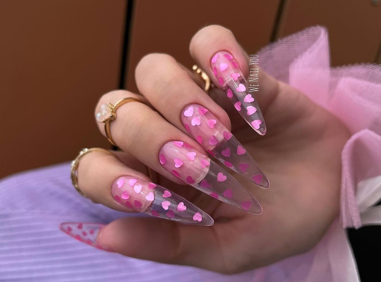 Unhas decoradas modernizando clássicos da nail art 