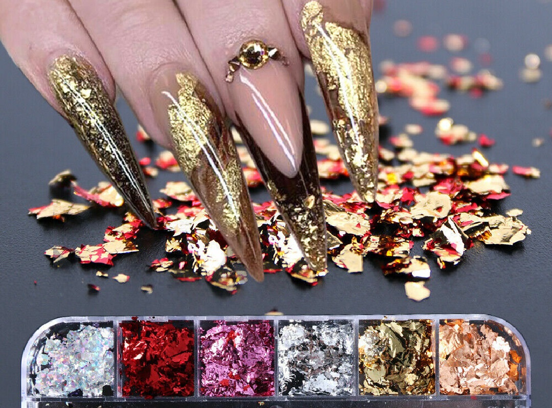 folhas de ouro para as unhas 