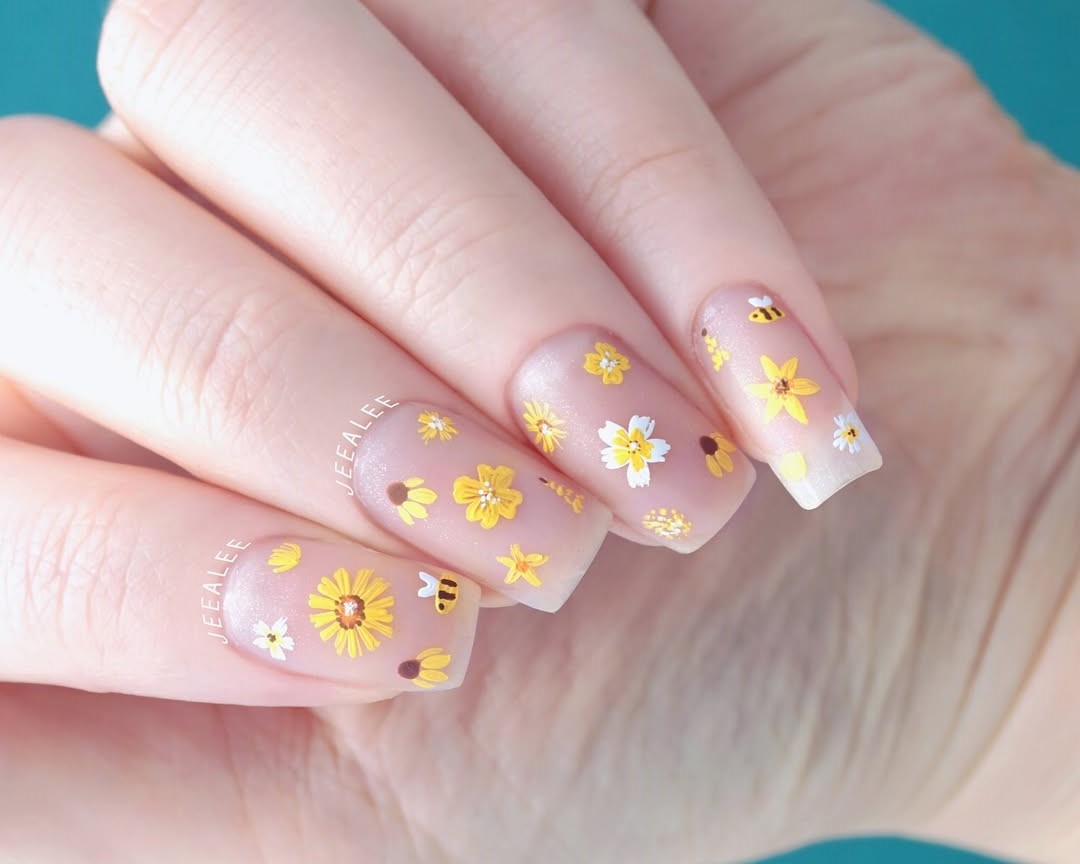 Técnicas de unhas decoradas - adesivo