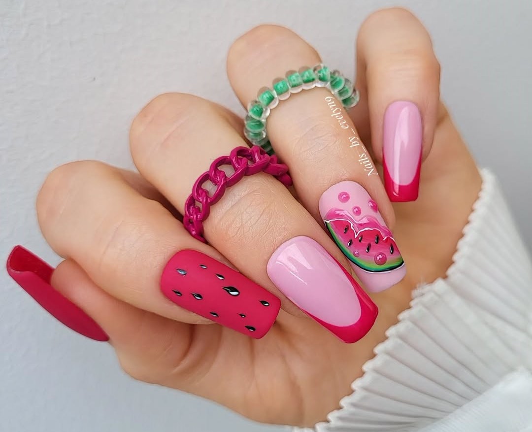 Unhas decoradas para o verão 