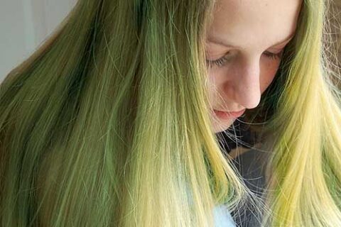 Como tirar o verde do cabelo? 3 truques fáceis de fazer
