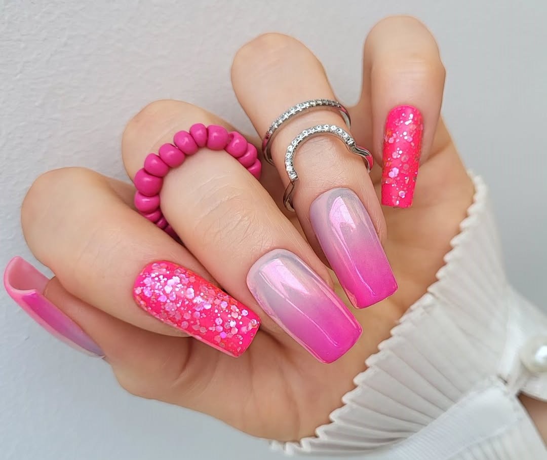 Unhas Decoradas para o Carnaval degradê 