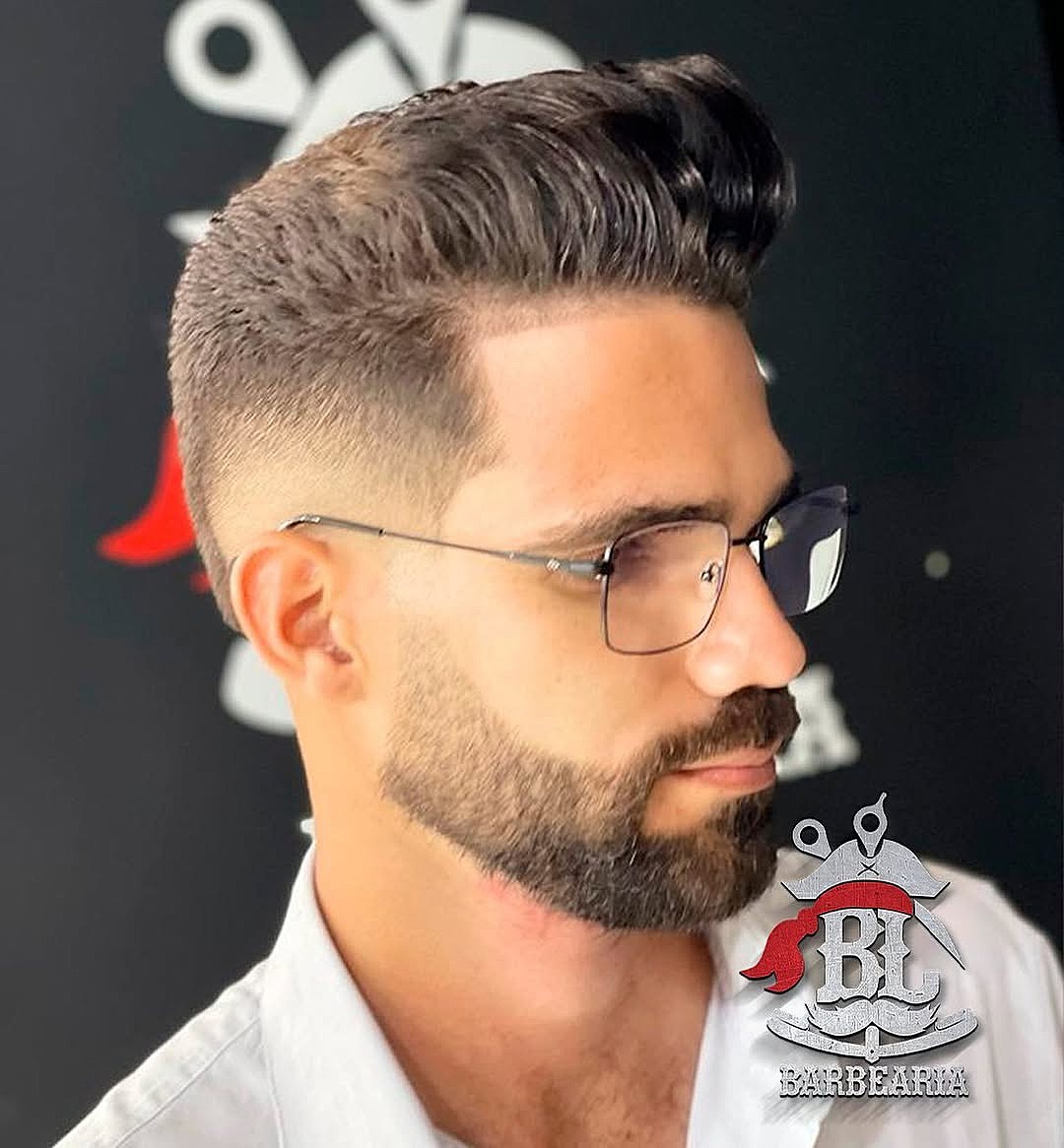 Corte Moicano Masculino 