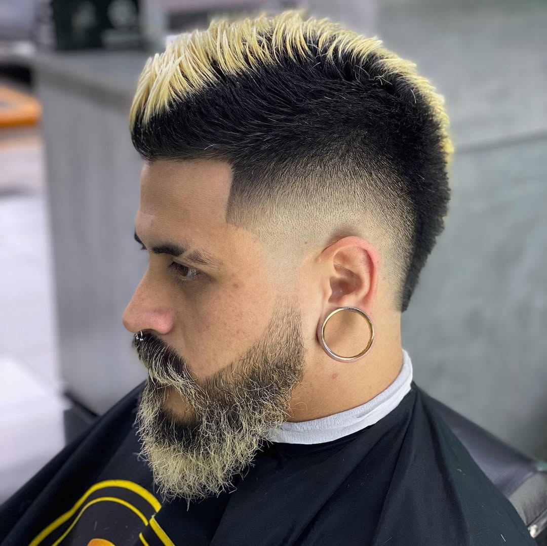 Corte Moicano Masculino 