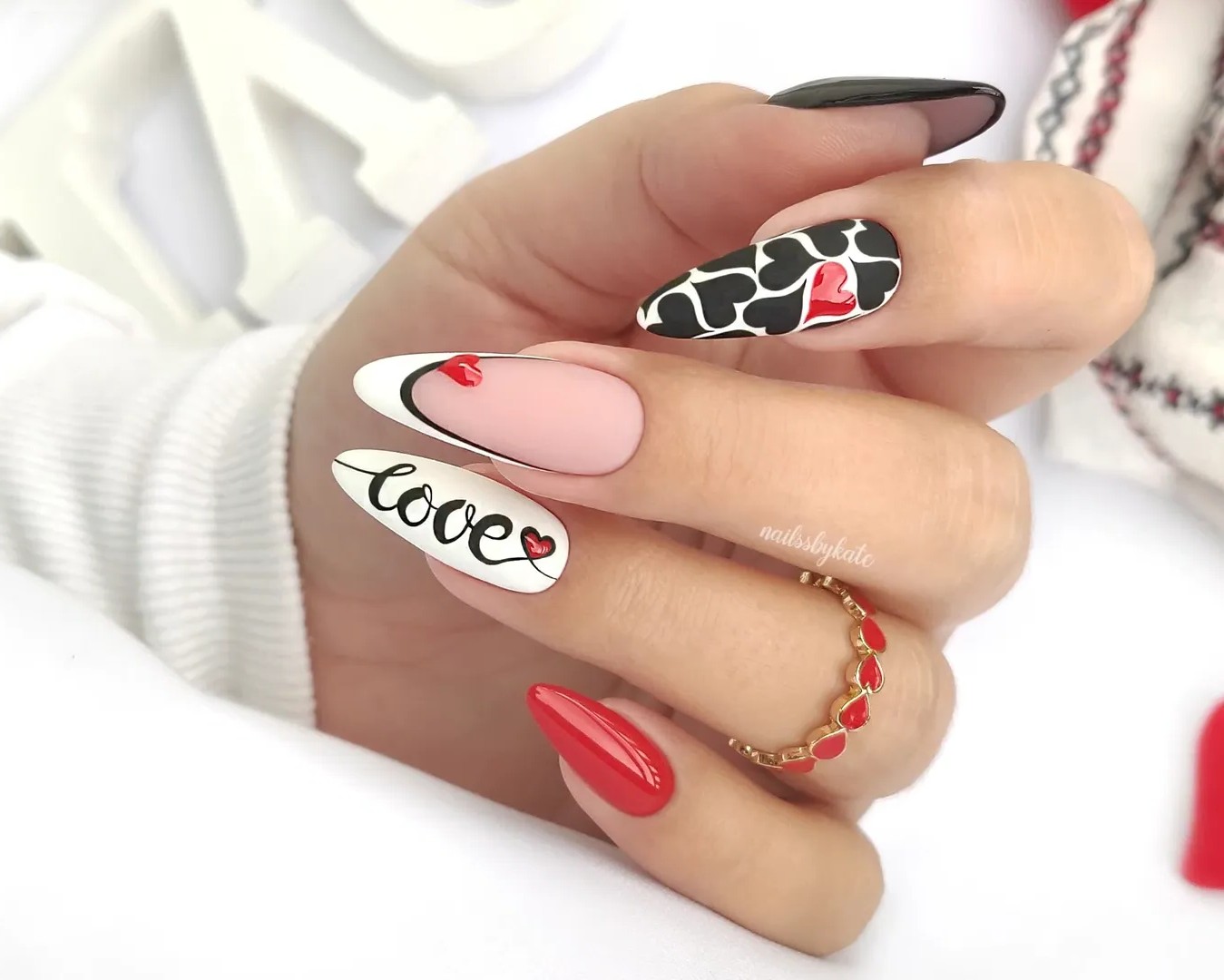 Tendências de nail art de Dia dos namorados 