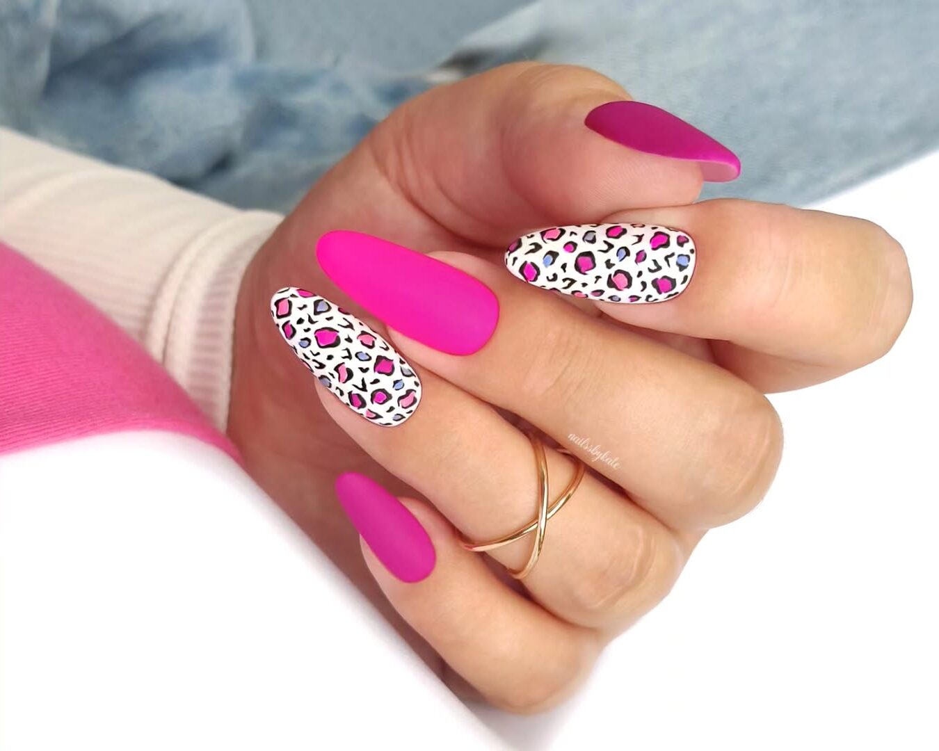 Tendências de nail art de Dia dos namorados 