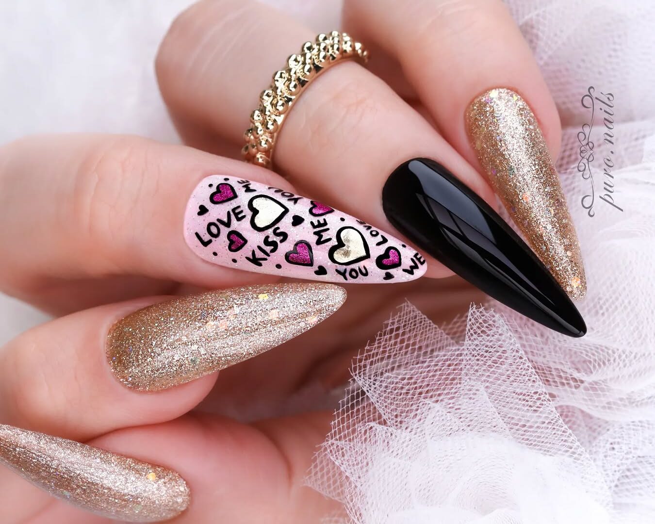 Tendências de nail art de Dia dos namorados 