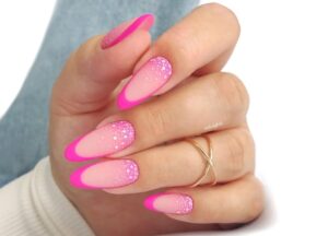 Top 5 ideias de unhas minimalistas e elegantes para o Dia dos Namorados