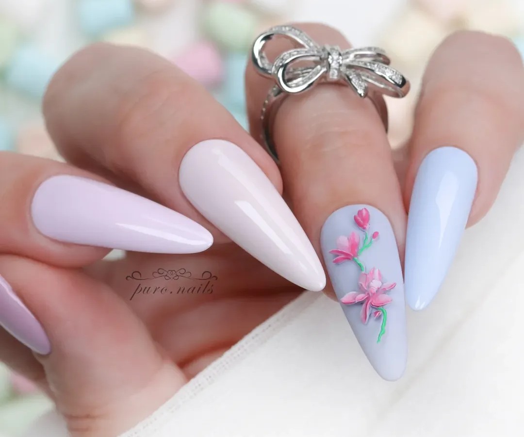 Unhas minimalistas e elegantes para o Dia dos Namorados Flor 
